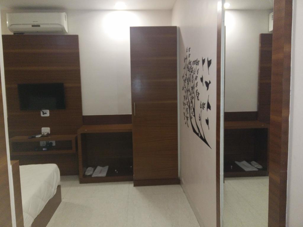 Hotel Shri Khedapati International Dewās Eksteriør bilde