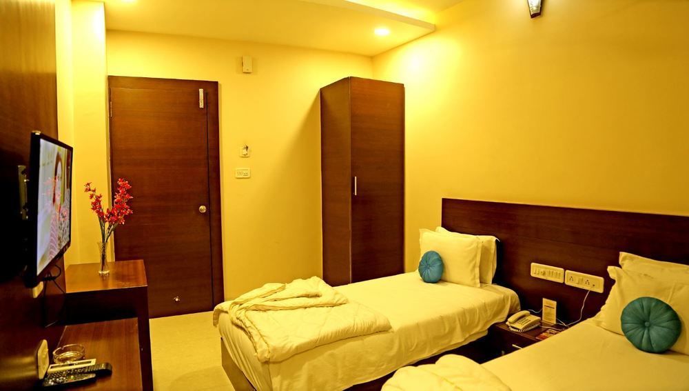 Hotel Shri Khedapati International Dewās Eksteriør bilde