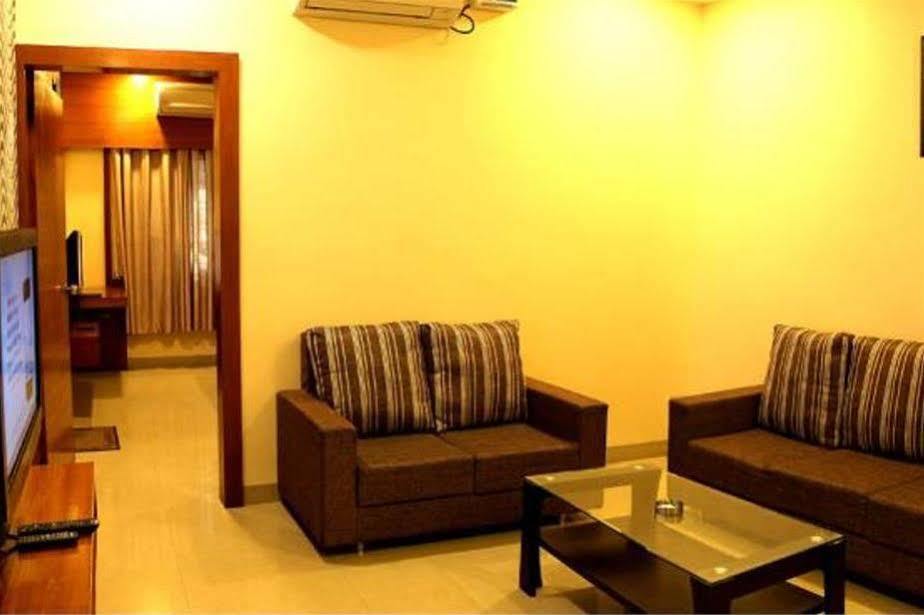 Hotel Shri Khedapati International Dewās Eksteriør bilde